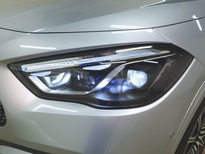 MERCEDES-BENZ GLA - 3