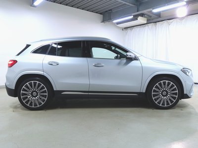 MERCEDES-BENZ GLA - 8