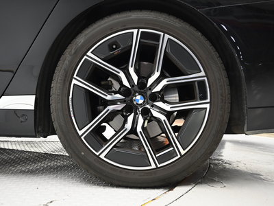BMW 7 SERIES - 6