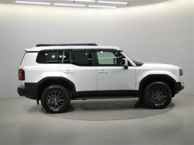 TOYOTA LAND CRUISER 250 - 7