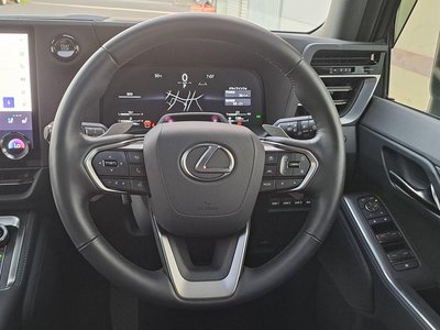صورة مصغرة 12 لـ 2025 Lexus GX