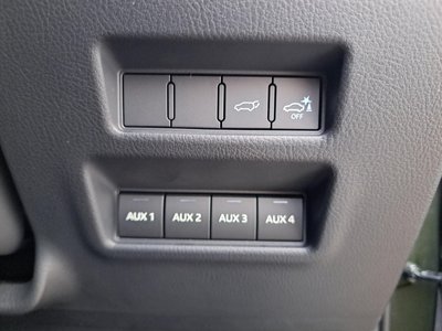 صورة مصغرة 14 لـ 2025 Lexus GX