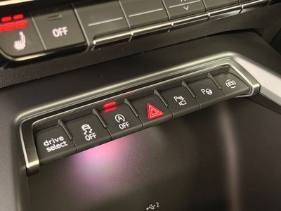 صورة مصغرة 29 لـ 2025 AUDI S3 SEDAN