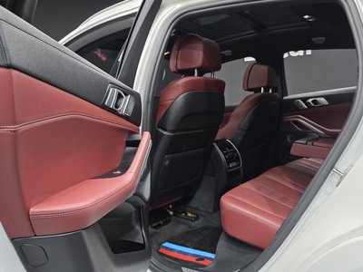 2021 BMW X6 — миниатюра 33