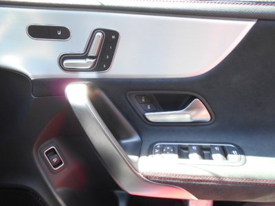 صورة 10 لـ 2025 Mercedes-BENZ CLA AMG