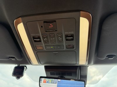 صورة مصغرة 30 لـ 2023 Toyota VELLFIRE