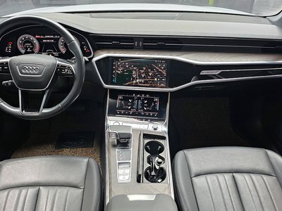 AUDI A6 - 5