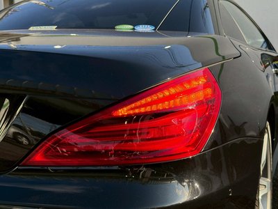 2017 Mercedes-BENZ SL thumbnail 27