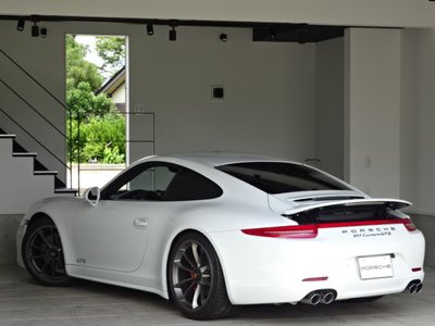 PORSCHE 911 - 10