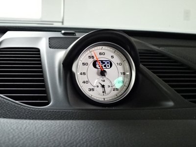 2015 Porsche 911 — миниатюра 24