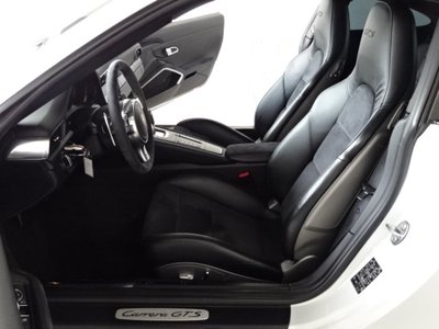 2015 Porsche 911 — миниатюра 16