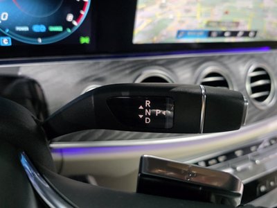 MERCEDES-BENZ E-CLASS - 9