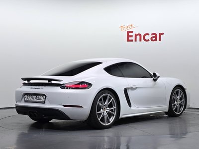 صورة 4 لـ 2019 Porsche 718