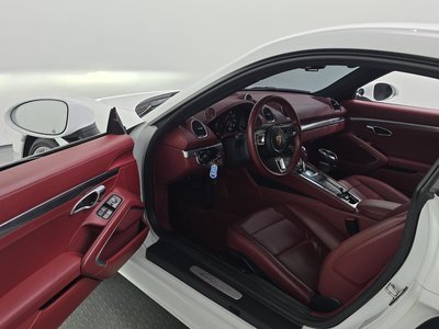 صورة 10 لـ 2019 Porsche 718