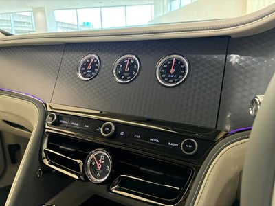 2025 Bentley FLYING SPUR 缩略图 16