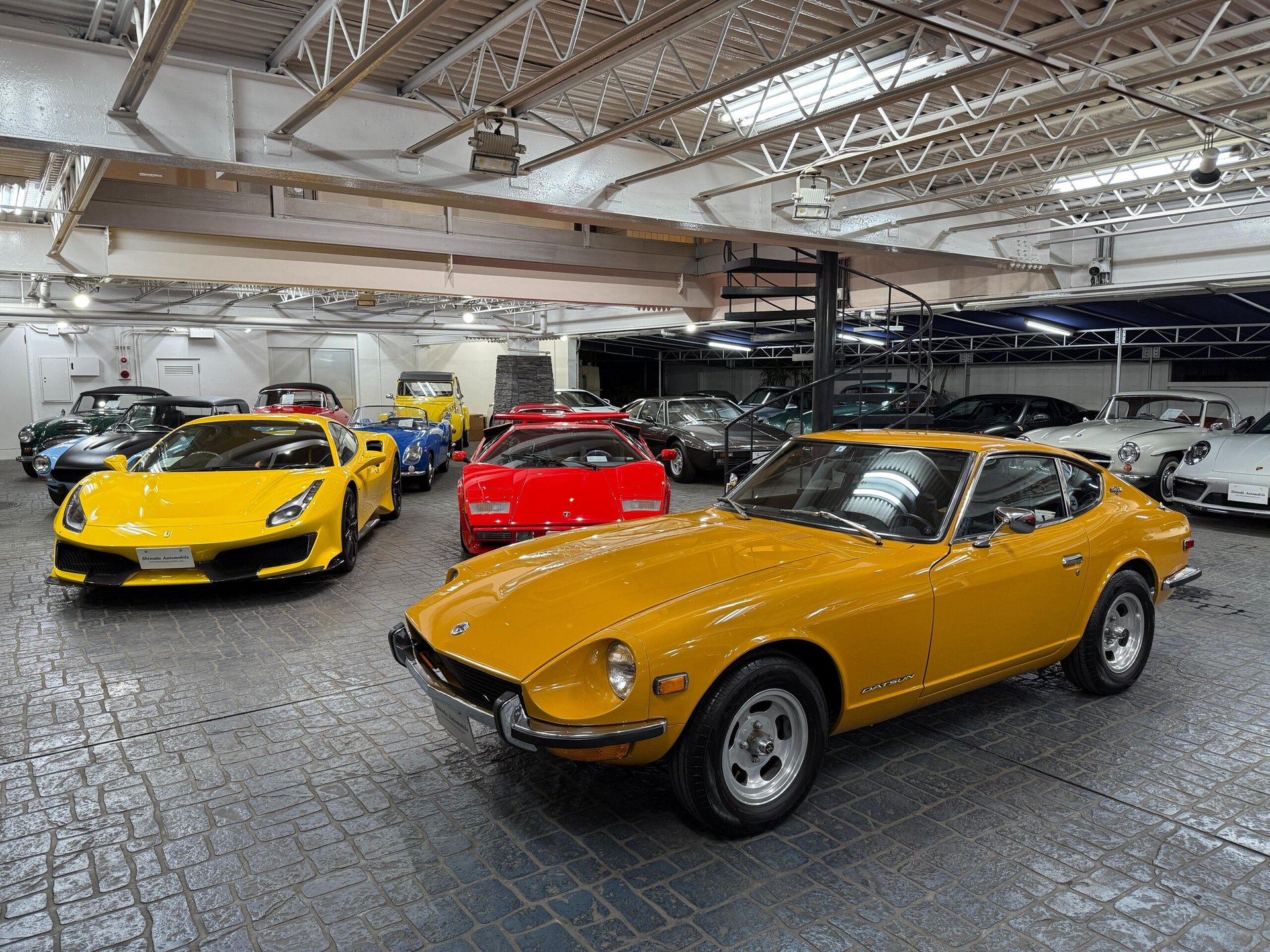 NISSAN FAIRLADY Z - View 1