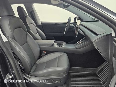 2025 Tesla MODEL Y — фото 10