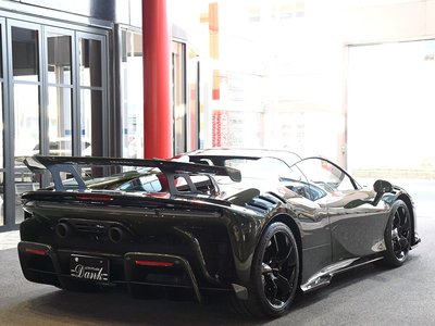 FERRARI SF90 - 7