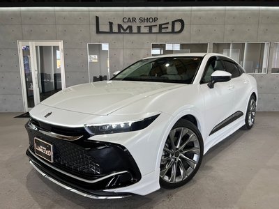 TOYOTA CROWN CROSSOVER