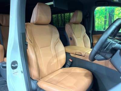 صورة 8 لـ 2025 Toyota VELLFIRE