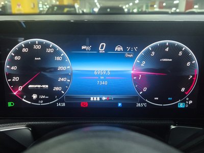 صورة 8 لـ 2025 Mercedes-BENZ GLB