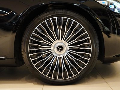 MERCEDES-BENZ S-CLASS MAYBACH - 9