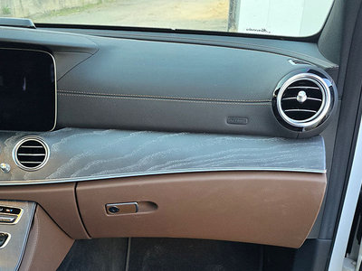 MERCEDES-BENZ E-CLASS - 9