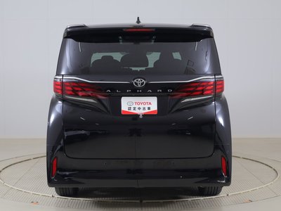 2023 Toyota ALPHARD — фото 6