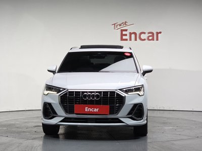 AUDI Q3 - 2