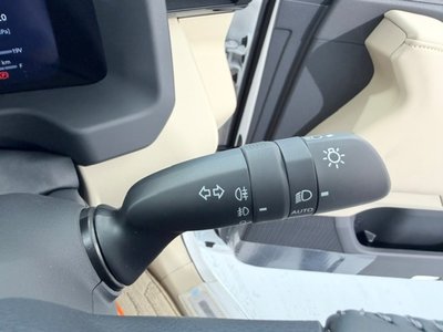 2025 Toyota LAND CRUISER 300 — миниатюра 29
