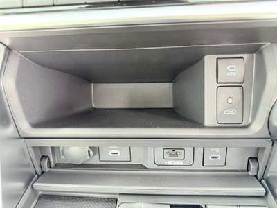 2025 Toyota LAND CRUISER 300 — миниатюра 23