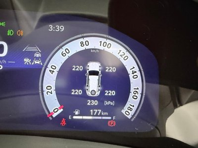 2025 Toyota LAND CRUISER 300 — миниатюра 17