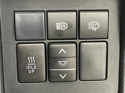 2018 Toyota LAND CRUISER PRADO — миниатюра 26
