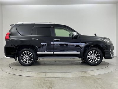 2018 Toyota LAND CRUISER PRADO — миниатюра 36