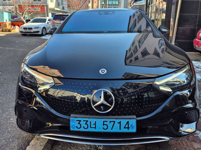 MERCEDES-BENZ EQE - 1