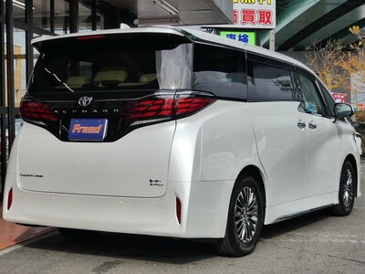 TOYOTA ALPHARD - 4