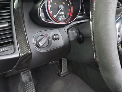 صورة مصغرة 13 لـ 2011 AUDI R8