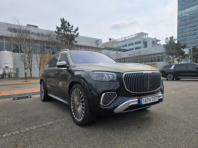 MERCEDES-BENZ GLS - 1