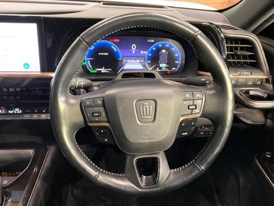 TOYOTA CROWN SPORT - 8