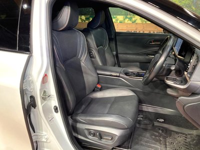 TOYOTA CROWN SPORT - 9