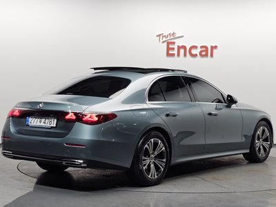 MERCEDES-BENZ E-CLASS - 3