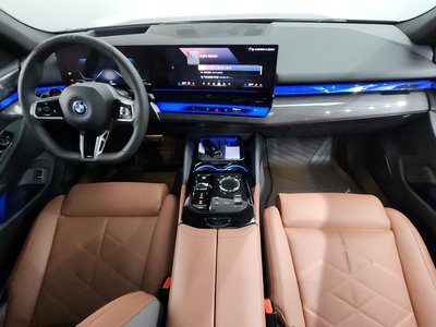 صورة 5 لـ 2025 BMW 5 SERIES