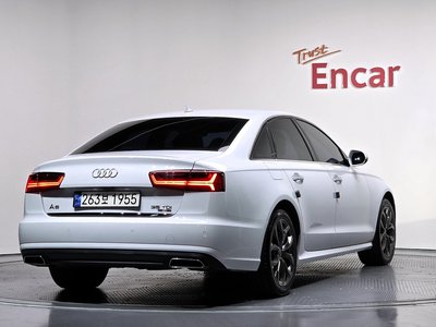 AUDI A6 - 5