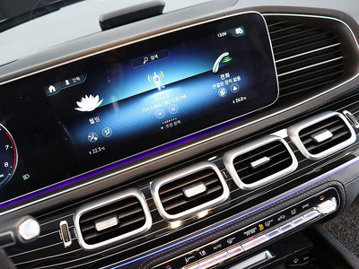 MERCEDES-BENZ GLS - 5