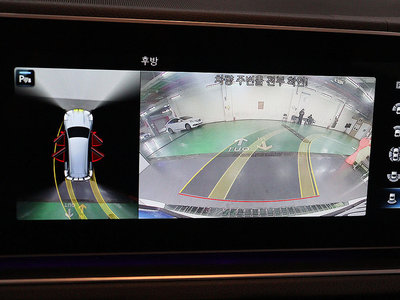 MERCEDES-BENZ GLS - 9