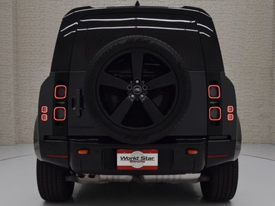 LAND ROVER DEFENDER - 8