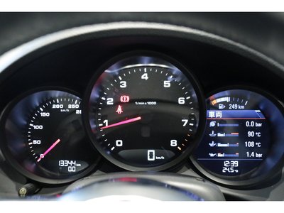 صورة مصغرة 23 لـ 2018 Porsche 718