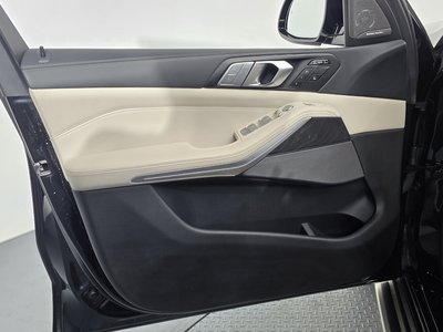 2022 BMW X7 — миниатюра 14