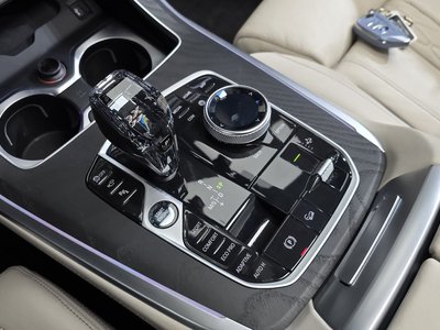 2022 BMW X7 — миниатюра 12