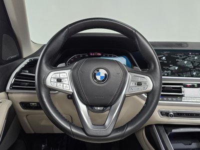 2022 BMW X7 — миниатюра 20